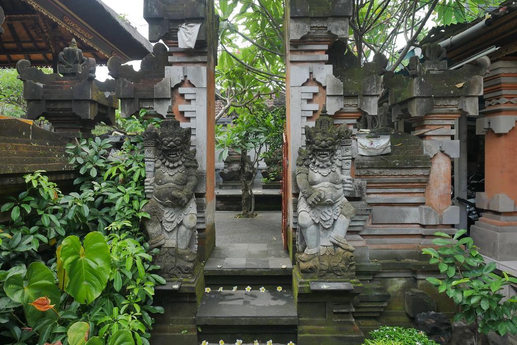 Umah Dauh Homestay RedPartner Ubud Exterior foto